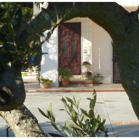 Dimora Antonianna In Valle D'Itria Locorotondo Exterior foto